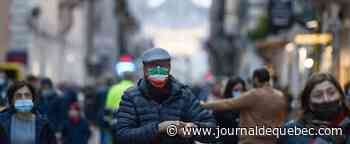 Omicron: l'Italie rend obligatoire le port du masque à l'extérieur