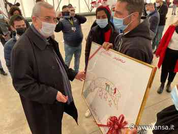 Natale: giochi, musica e cioccolate per 59 bambini in Cara Bari - Agenzia ANSA