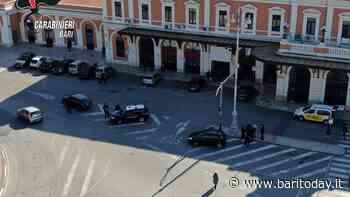 Controlli antispaccio in centro a Bari, due arresti tra piazza Umberto e piazza Moro - BariToday