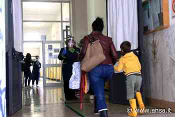 Covid: Asl, a Bari e provincia 53 classi in quarantena - Agenzia ANSA