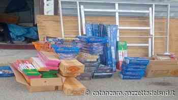 Sequestrati oltre 40 kg di fuochi d'artificio: due denunciati a Crotone e Cirò Marina - Gazzetta del Sud - Edizione Catanzaro, Crotone, Vibo