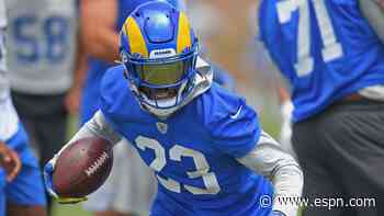Rams RB Akers practicing in Achilles tear return