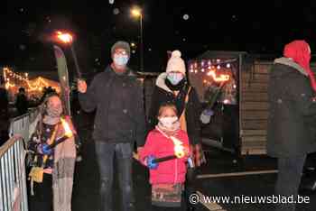 900 deelnemers houden fakkeltocht (Zemst) - Het Nieuwsblad