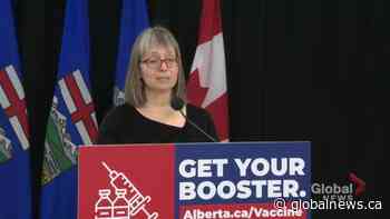 Dr. Hinshaw encourages Albertans to have small gatherings, cut in-person contact in half over the holidays