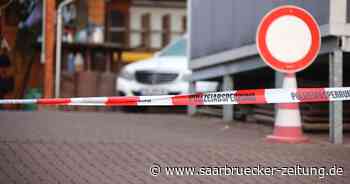 Neunkirchen: Mann wird zwischen zwei Autos eingeklemmt uns stirbt - Saarbrücker Zeitung