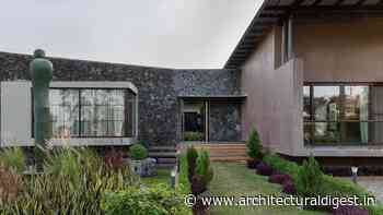 A farmhouse in Ahmedabad puts a modern twist on ‘Pol’ architecture - Architectural Digest India