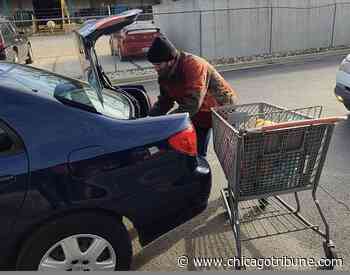 Aurora event offers something extra for Christmas for those in need - Chicago Tribune