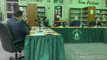 Aurora parents, school board members disagree as district prepares to make masks optional - WKYC.com