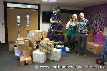 School donates hundreds of food items to Amble Food Bank - Northumberland Gazette