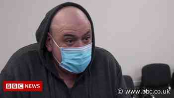 West Bromwich lorry driver turns to food bank in wait for surgery - BBC News