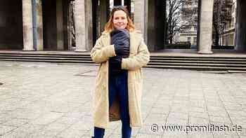 "Eingegroovt": Franziska van der Heide gibt ein Mama-Update - Promiflash.de