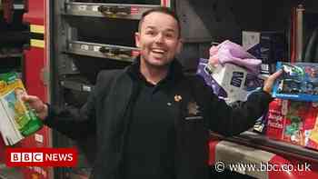 Coventry firefighters take presents to children in hospital