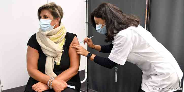 Vaccine protection best explains Omicron's mild symptoms: early data - Business Insider