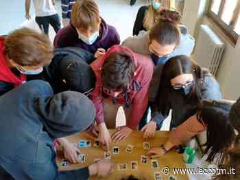 NATALE ALL'INSEGNA DELLA SOLIDARIETÀ INSIEME AD AVSI - Lecco FM