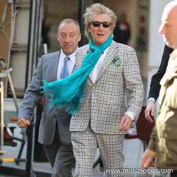 Sir Rod Stewart pays tribute to 'dear friend' Robin Le Mesurier
