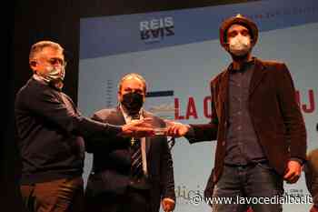 La Fondazione Radici protagonista al Sociale di Alba per la prima del docufilm "Rèis-Raìz" - LaVoceDiAlba.it