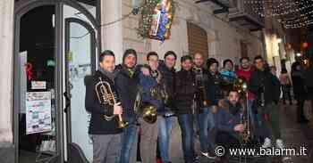 Suonano nelle notti di dicembre fino all'alba: i musicanti siciliani della novena di Natale - Balarm.it