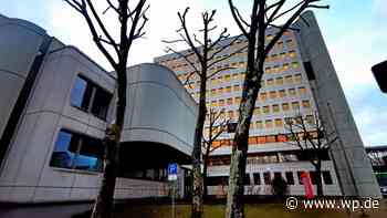 Rechtsextreme Siegen: "Schergen mit leeren Augen" folgen "Gehirn" - Westfalenpost