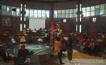 Coup de force des anti-pass et fermeté de l'Etat: le point sur la situation en Guadeloupe