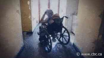 'Granny dumping' troubles Ontario doctor who sees it most over the holidays