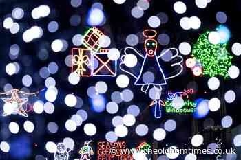 Christmas Eve footfall slows in UK city centres - theoldhamtimes.co.uk