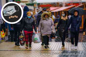 Christmas Eve footfall slows in UK city centres