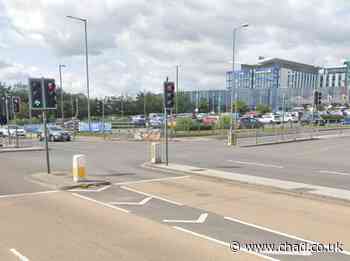 Commuter chaos as vehicle crashes outside Sutton's King's Mill Hospital - Mansfield and Ashfield Chad