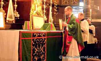 NASA enlists 24 theologians to assess how the world would react to the discovery of alien life