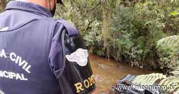 Homem cochila, capota o carro e cai no rio Capivari em Campos do Jordão - Portal Meon