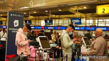 Christmas Weekend Sees Thousands Of Flights Scrapped Over Omicron Worries - NDTV