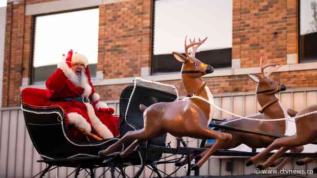 Norad Santa tracker: Saint Nick heads for Canada
