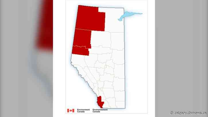 Calgary police issue driving advisory, snowfall warning in place for southwest Alberta