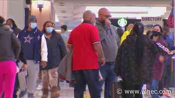 Eastview Mall sees last-minute shopper surge before closing its doors for Christmas