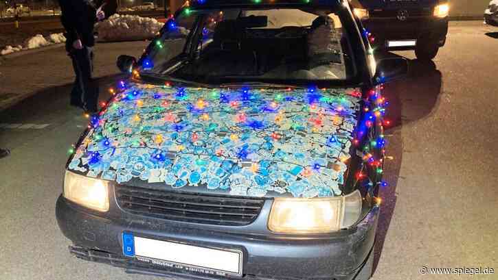 Bayern: Auto mit Weihnachtsbeleuchtung – Bußgeld für Fahrer - DER SPIEGEL