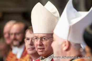 Archbishop of Canterbury praises volunteers helping refugees in Christmas sermon - St Helens Star