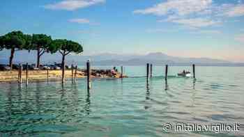Il lago di Garda e il mistero della schiuma bianca - inItalia