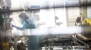 "Ciao mamma", a Siena 16enne si risveglia dal coma un mese e mezzo dopo un grave incidente - TGCOM