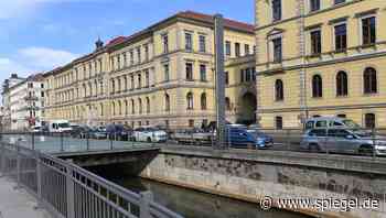 Urteil in Leipzig: Mann erstickt Ehefrau im Schlaf – sieben Jahre Haft - DER SPIEGEL