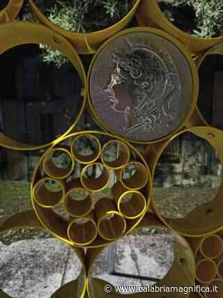 I colori ei legami di "Genesis": l'opera di Angelo Ventimiglia inaugurata a Piano Bee di Soveria Simeri - CalabriaMagnifica.it - Calabria Magnifica