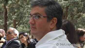 Trani, sacerdote picchiato per aver difeso un ragazzo dai bulli. Il sindaco: "Gravità inaudita" - La Repubblica