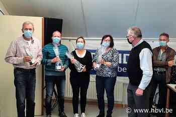 Team Schone Schijn wint Davidsfondsquiz 4 tegen Allen (Bocholt) | Het Belang van Limburg Mobile - hbvl.be