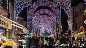 Covid, a Caorle annullati fuochi d’artificio e concerto di Capodanno - La Nuova Venezia