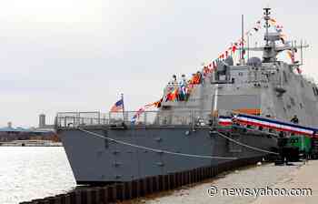 Coronavirus outbreak sidelines ship whose crew is fully immunized, Navy says - Yahoo News