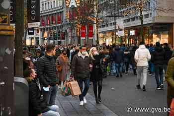 Opnieuw invasie van Nederlanders in Antwerpen: ontzettend druk in winkelstraten en grote verkeersdrukte - Gazet van Antwerpen