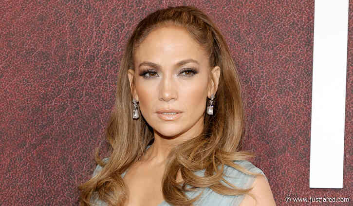 Jennifer Lopez Looked So Glamorous at Her Christmas Eve Dinner!