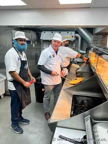 Bolton Council leader Martyn Cox visits Mother Hubbard's - The Bolton News
