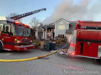 Two dogs die before Christmas in 2 alarm Tiverton blaze - Fall River Reporter