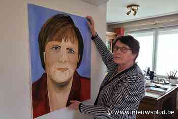 Minister Beke bezorgt Yvonne Bridts zijn schilderij van Angela Merkel