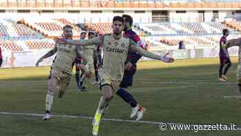 Il Pisa sbanca Cosenza e allunga: +5 sul Brescia. Poker del Frosinone sulla Spal - La Gazzetta dello Sport