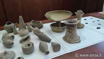 Archeologia: reperti consegnati da Tribunale Crotone a Museo - Agenzia ANSA